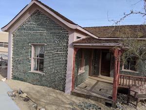 Introductory image to a photo gallery by Danne Polk